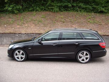 Mercedes E 220 - 4