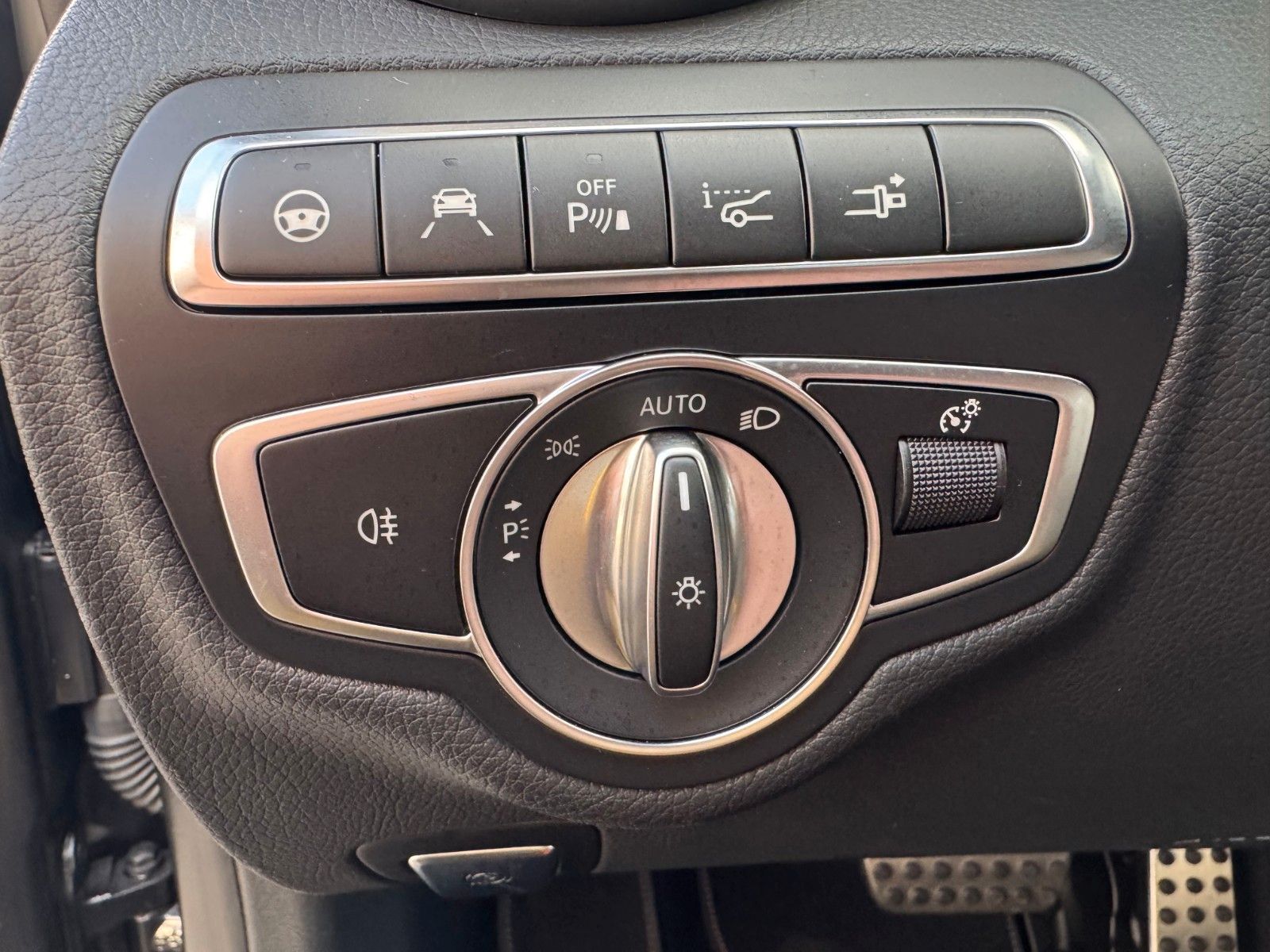 Fahrzeugabbildung Mercedes-Benz C 63 AMG S Cabrio+FinalEdition+Keramik+Carbon+