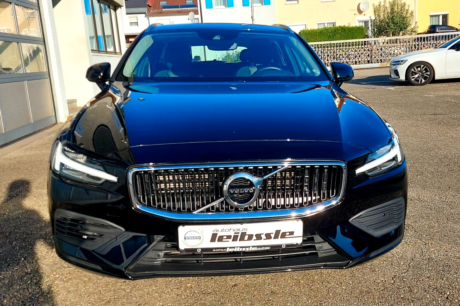 Volvo V60 T6 Plug-In Hybrid Momentum Pro AWD