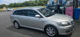 Toyota Ich verkaufe Schönes Toyota Avensis T25 2.... - Toyota Avensis aus 2007: Kombi