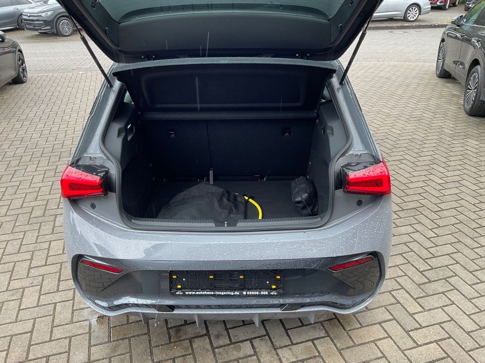 Fahrzeugabbildung CUPRA Born 58 kWh 150 kW,Kamera,LED,Navi,Carplay,Spur