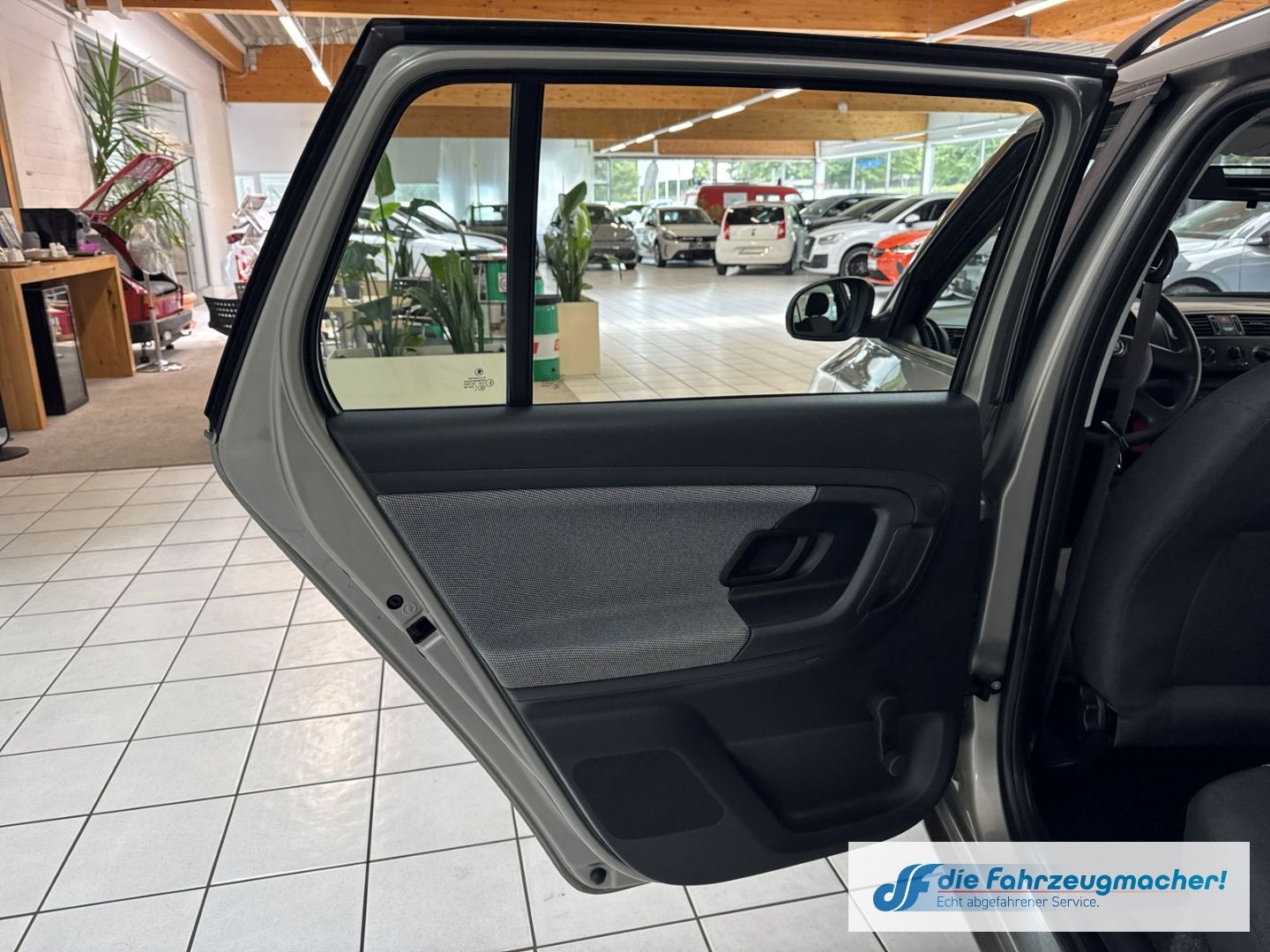 Fahrzeugabbildung SKODA Fabia Combi Cool Edition GA Klima teilb.Rücksb M