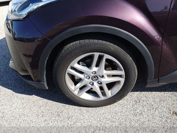 Toyota C-HR - 11