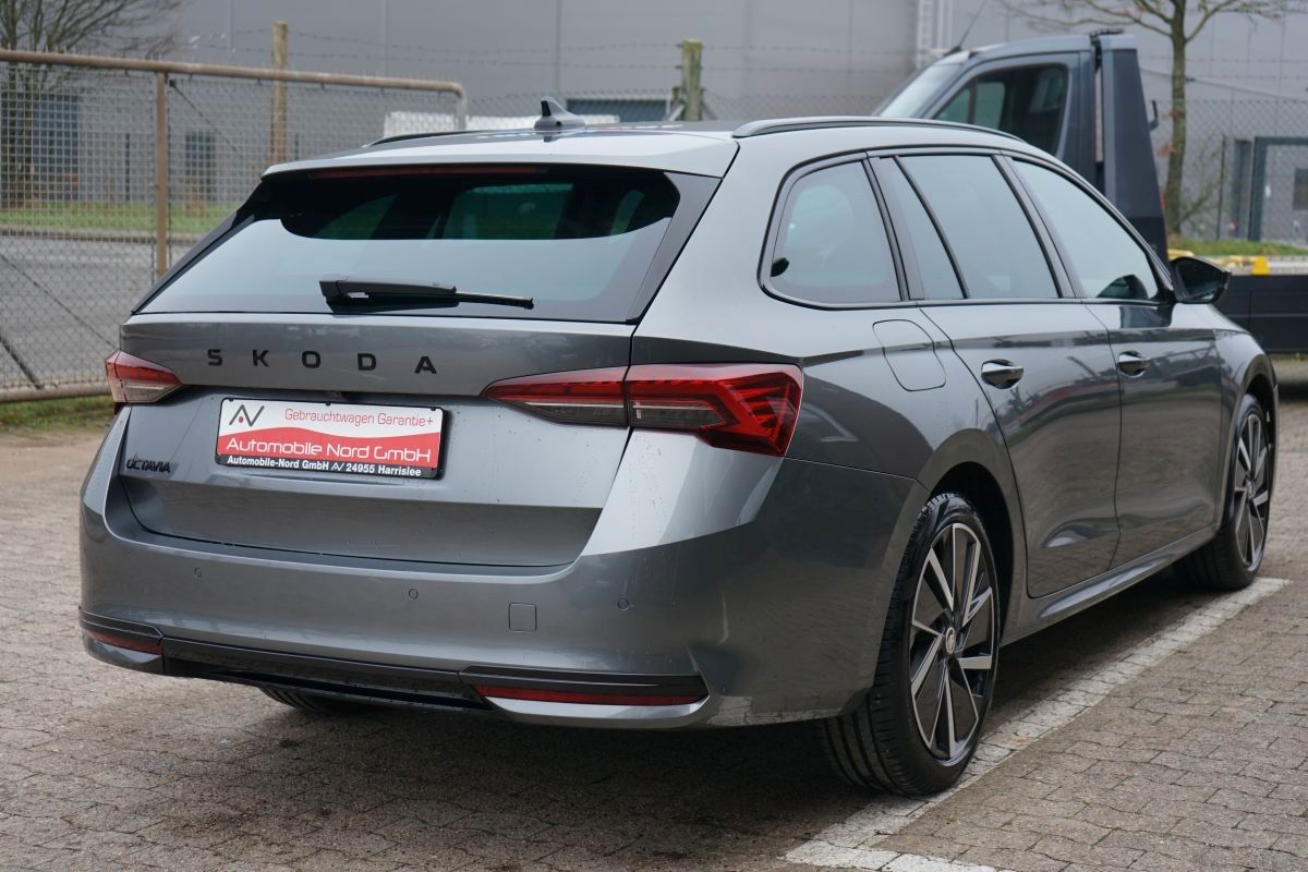 Fahrzeugabbildung SKODA Octavia Combi 2.0 TDI *Sportline Exklusive*