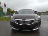 Opel Insignia A Sports Tourer Edition - Opel Insignia: Braun