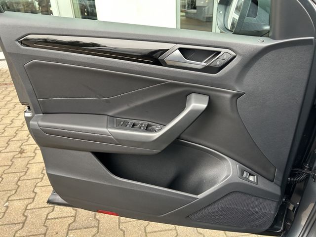 T-Roc R-Line 1.5l DSG Sportpaket Navi Digi.Cockp