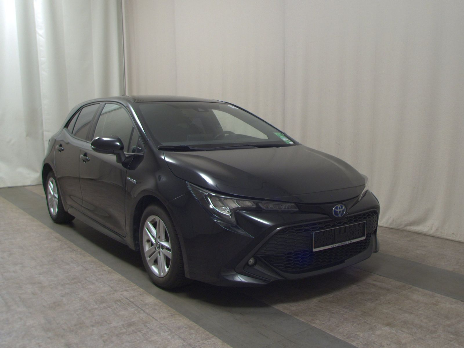 Toyota Corolla 1.8 Hybrid Navi LED RfK BT imagem 3