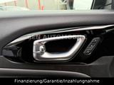 Jeep Compass S FWD Black Edition - Jeep mit Benzin-Antrieb: Allradantrieb, Geländewagen, Automatik