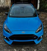 Ford Focus 2,3 Top Zustand Blue & Black RS - Ford Focus RS-Blue-&-Black mit Benzin-Antrieb