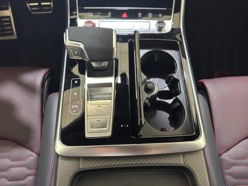  AUDI RSQ8 缩略图 13