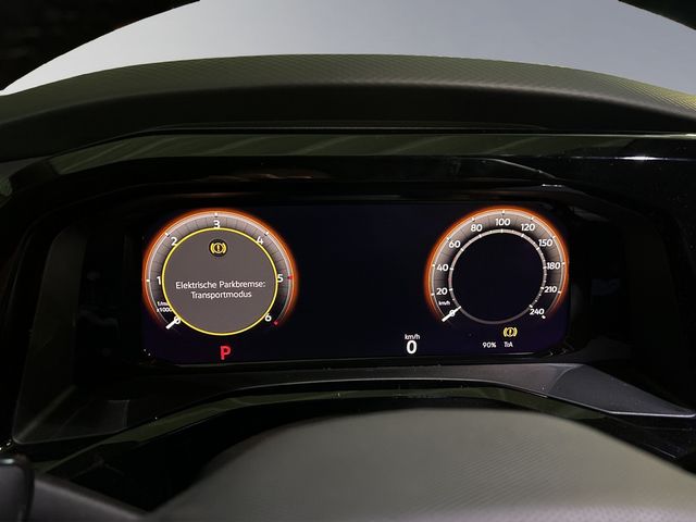 T7 Multivan Style Motor: 2,0 l TDI SCR 110 kW Ge