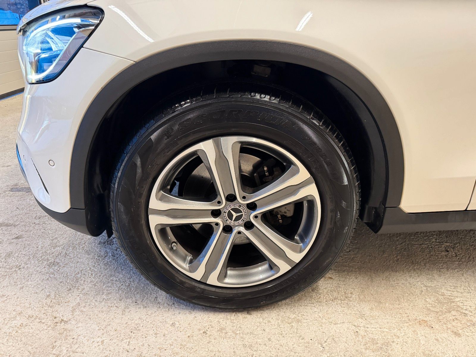 Mercedes-Benz GLC 220 d 4M,LED,AHK,Standhzg,Distro,360°,Spur foto 4