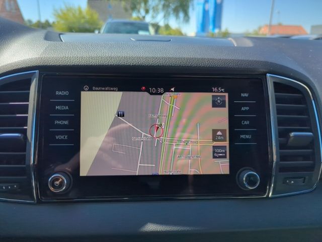 Fahrzeugabbildung SKODA Karoq 1.5 TSI DSG Style AHK NAVI KAMERA KESSY