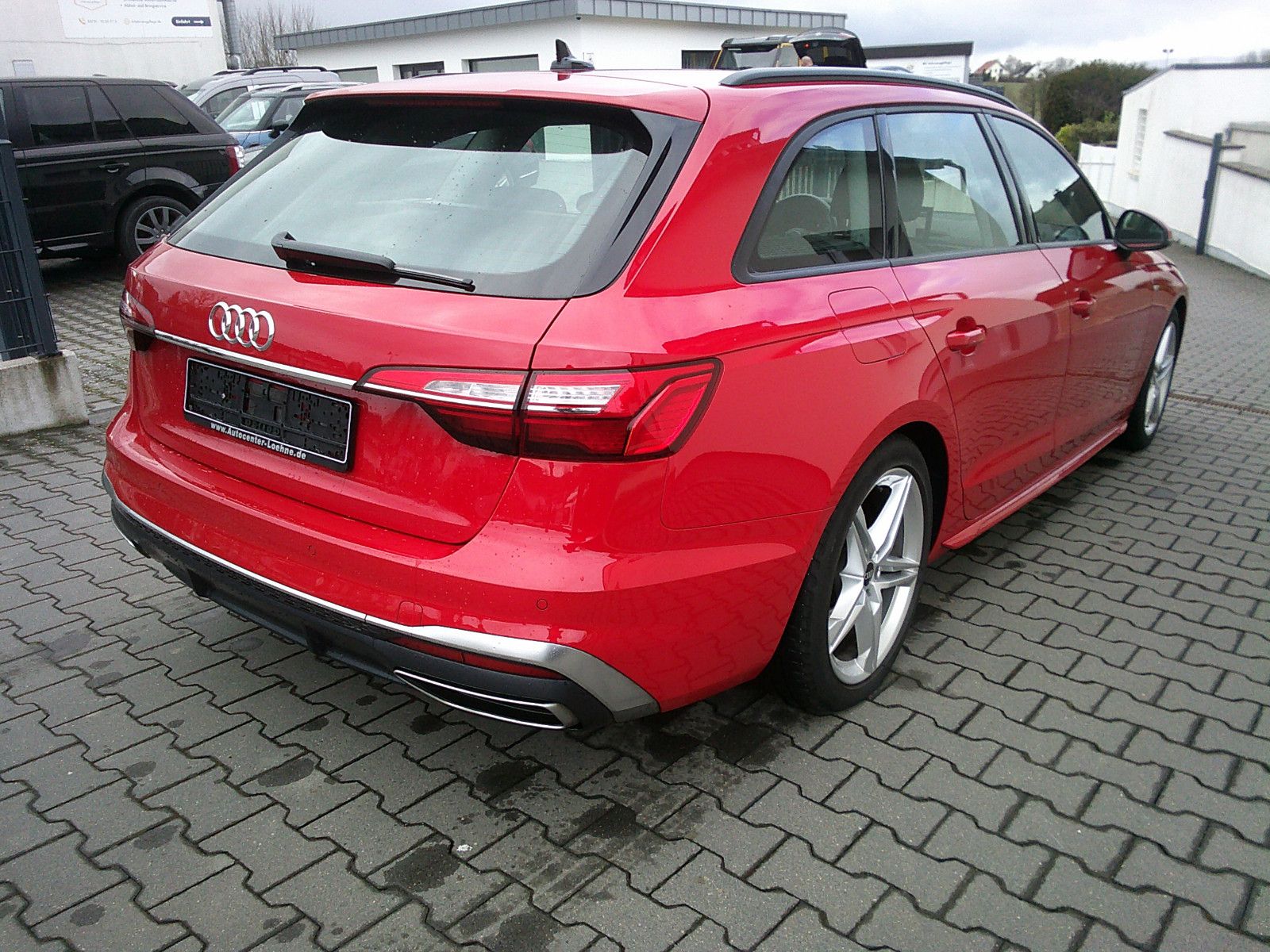 Fahrzeugabbildung Audi A4 Avant 35 TDI S line
