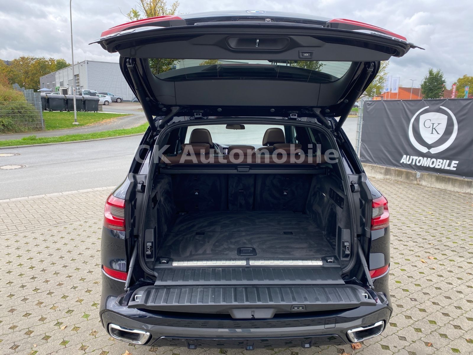 Fahrzeugabbildung BMW X5 xDrive 45e M-Sport/Head-Up/LED/ACC/360°Kam