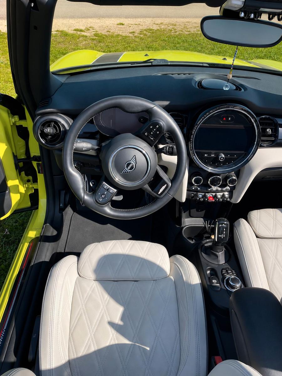 MINI Cooper S Cabrio JCW | Zesty Yello | Volleder