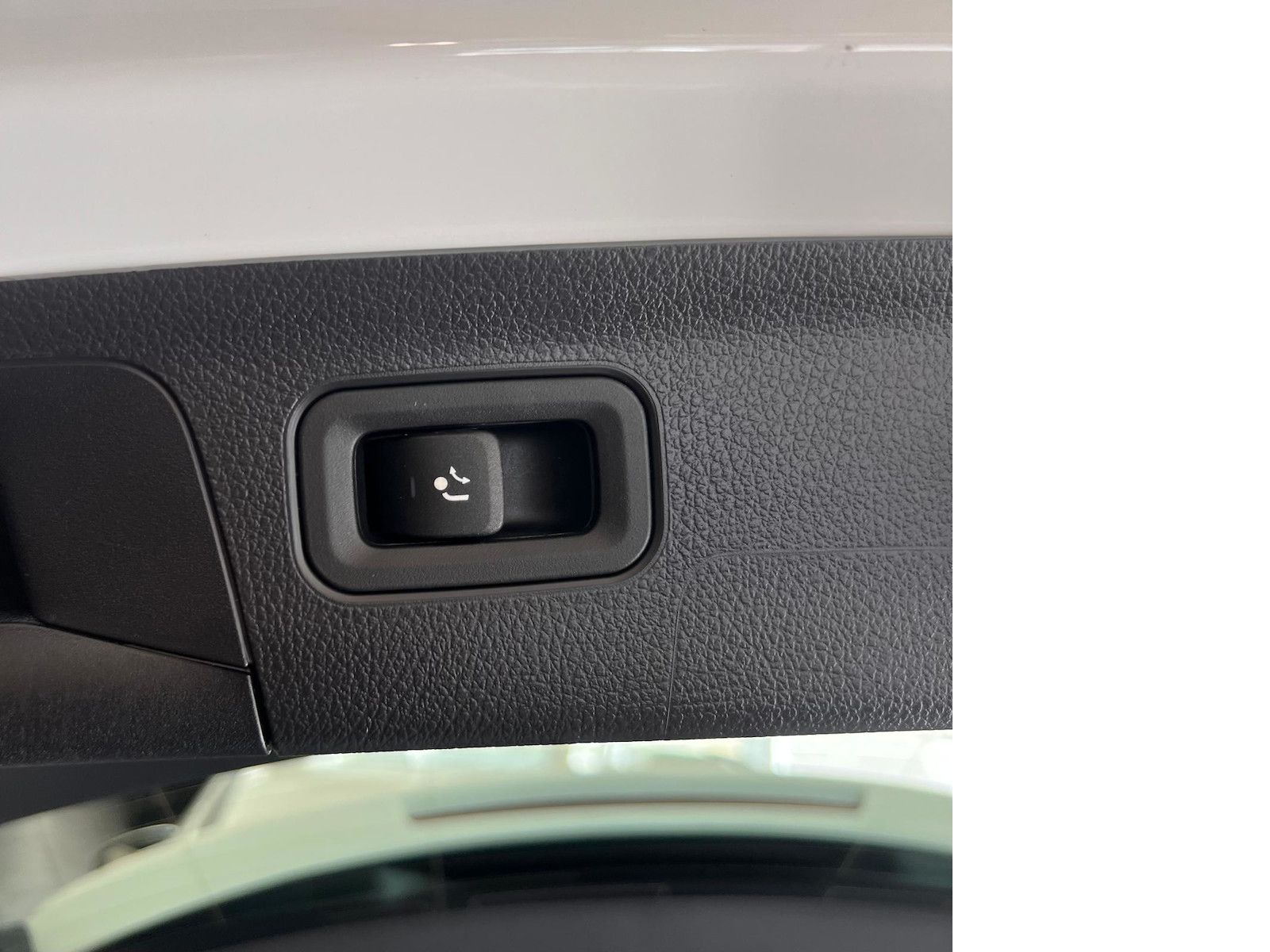 Fahrzeugabbildung Mercedes-Benz A 180 Progress. *MBUX High-End*LED*AHK