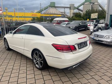 Mercedes E 200 - 5