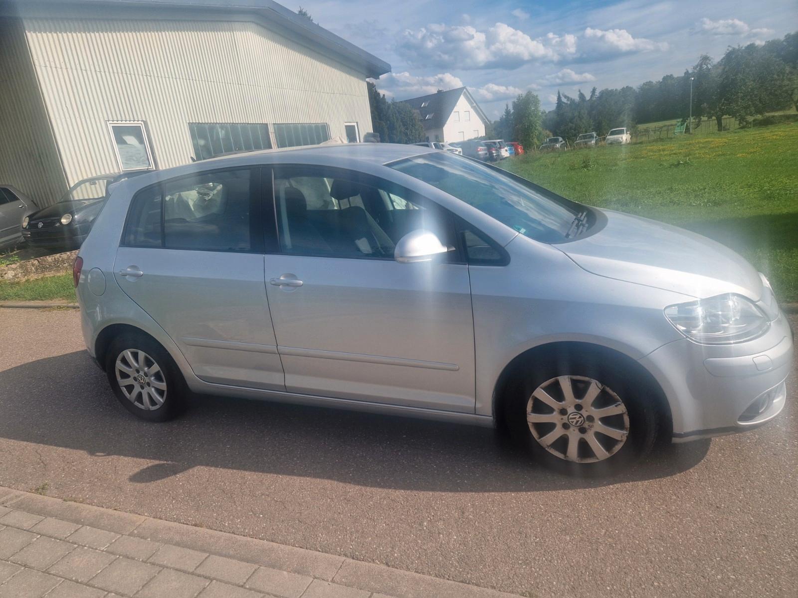 Volkswagen Golf Plus 2006 — interior
