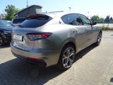 Maserati Levante Modena S-Carbon-Garantie - Maserati Levante: Modena