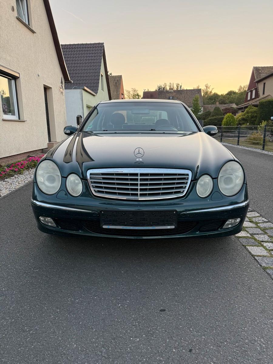 Mercedes-Benz E 320