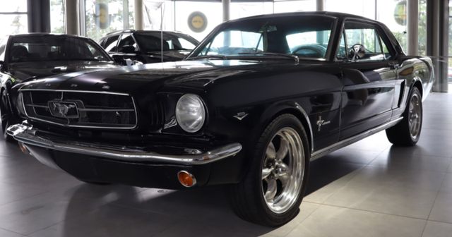 Ford Mustang 289 Coupe V8 Oldtimer  restau