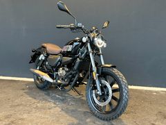 QJ MOTOR SRV 125 ABS Chopper mit 15 PS