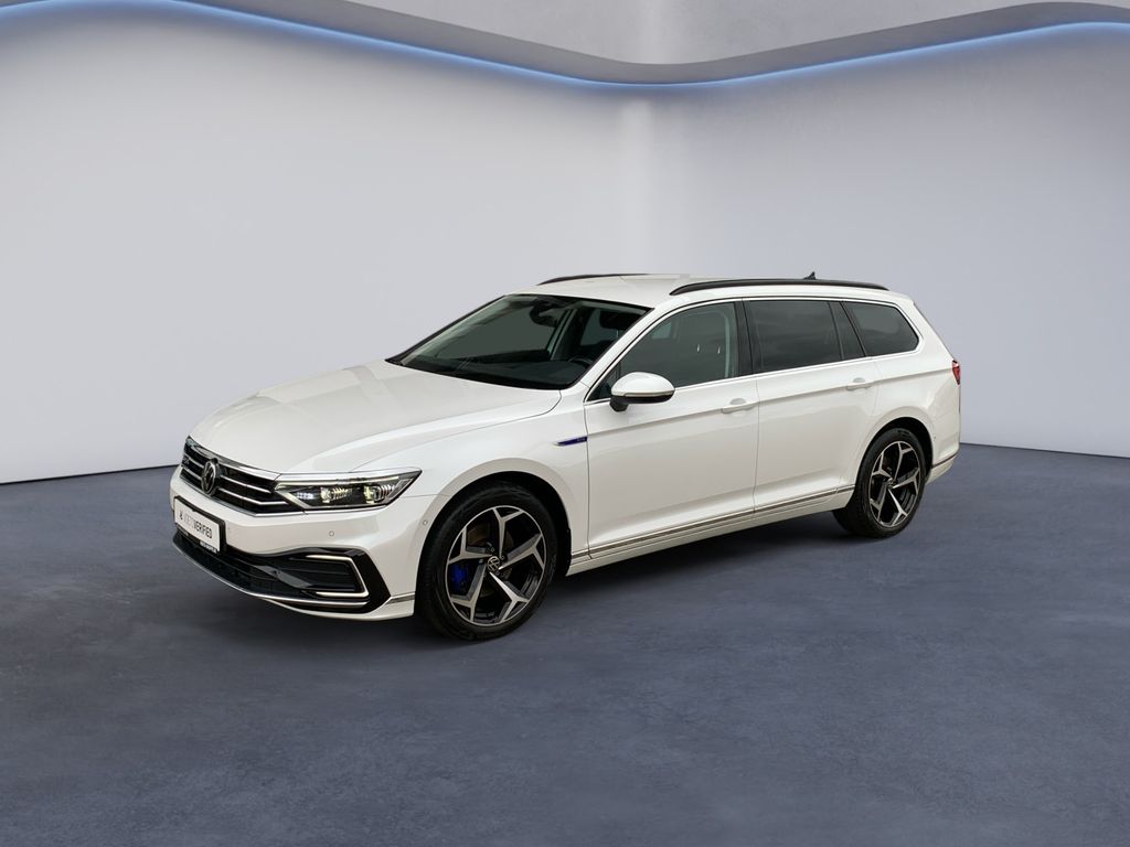 Passat GTE Variant 1.4 eHybrid R-Line DSG DCC+MA
