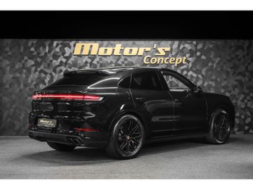 Porsche Cayenne - 3