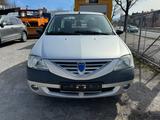 Dacia Logan Laureate - Dacia Logan: Limousine
