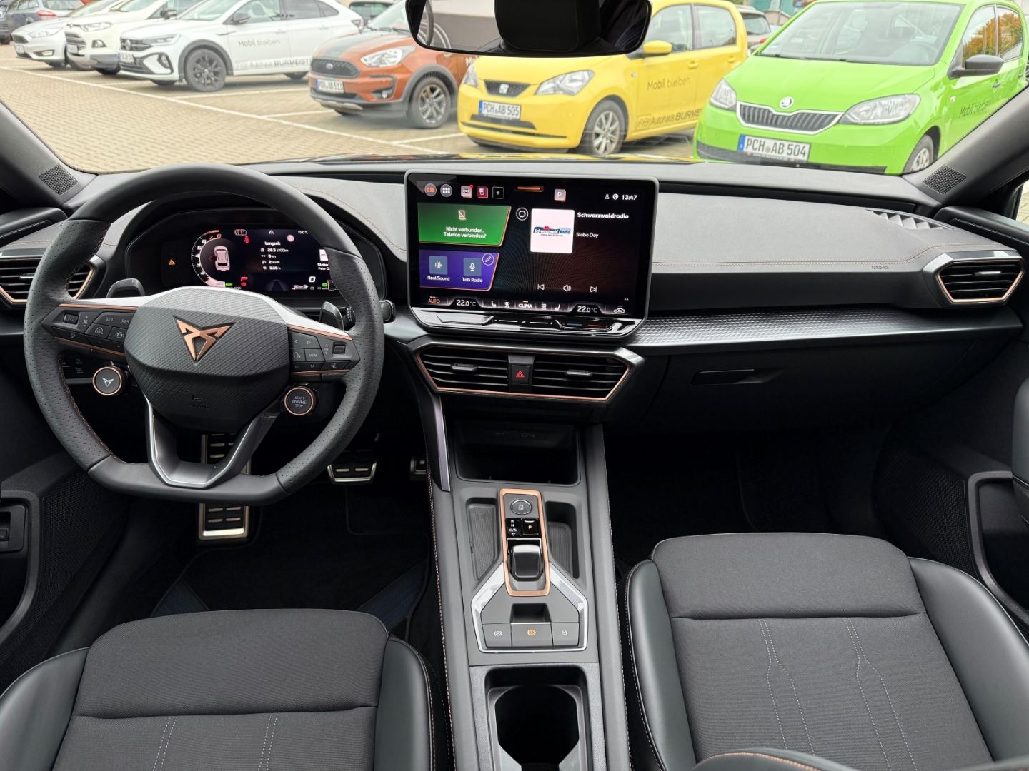 Fahrzeugabbildung CUPRA Leon Sportstourer 1.5 eTSI 110 kW Sportpaket Nav