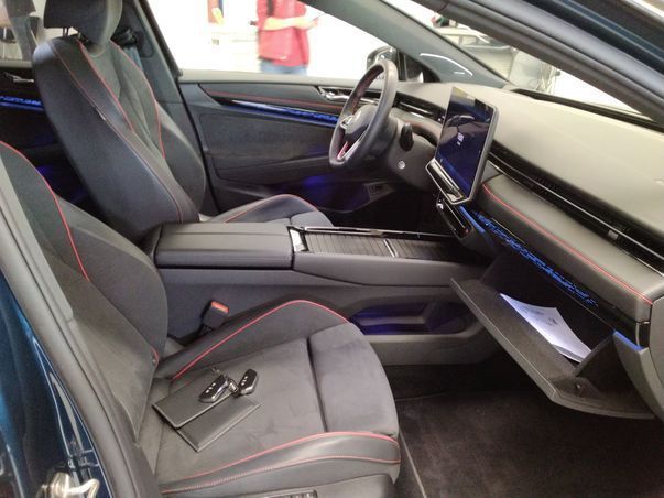 Volkswagen ID.7 Tourer GTX 340PS AHK.PANO.AREA-V.HEA foto 5