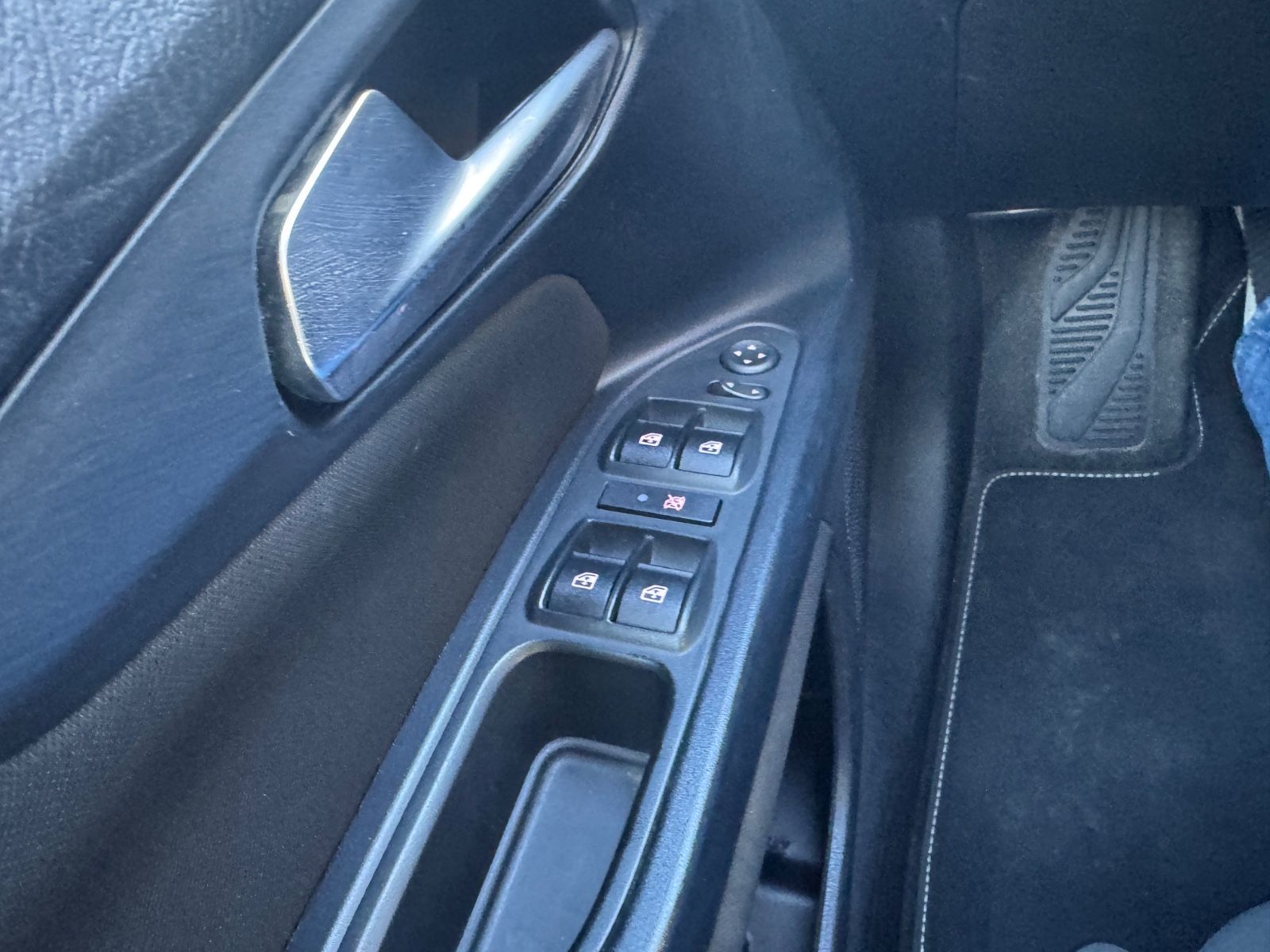 Fahrzeugabbildung Fiat Tipo Mirror 1.6  Navi+Kamera
