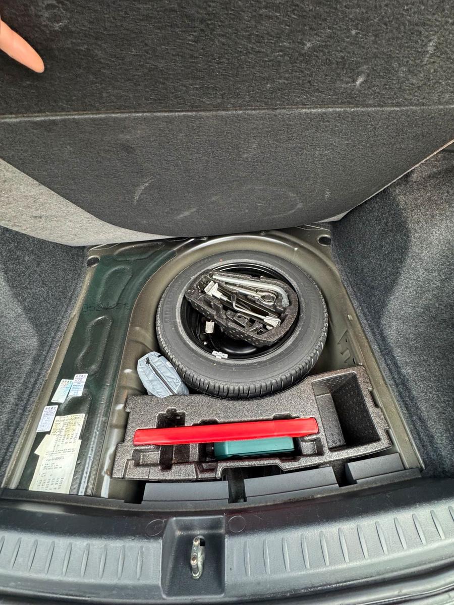 Seat Ibiza 2011 — photo 14