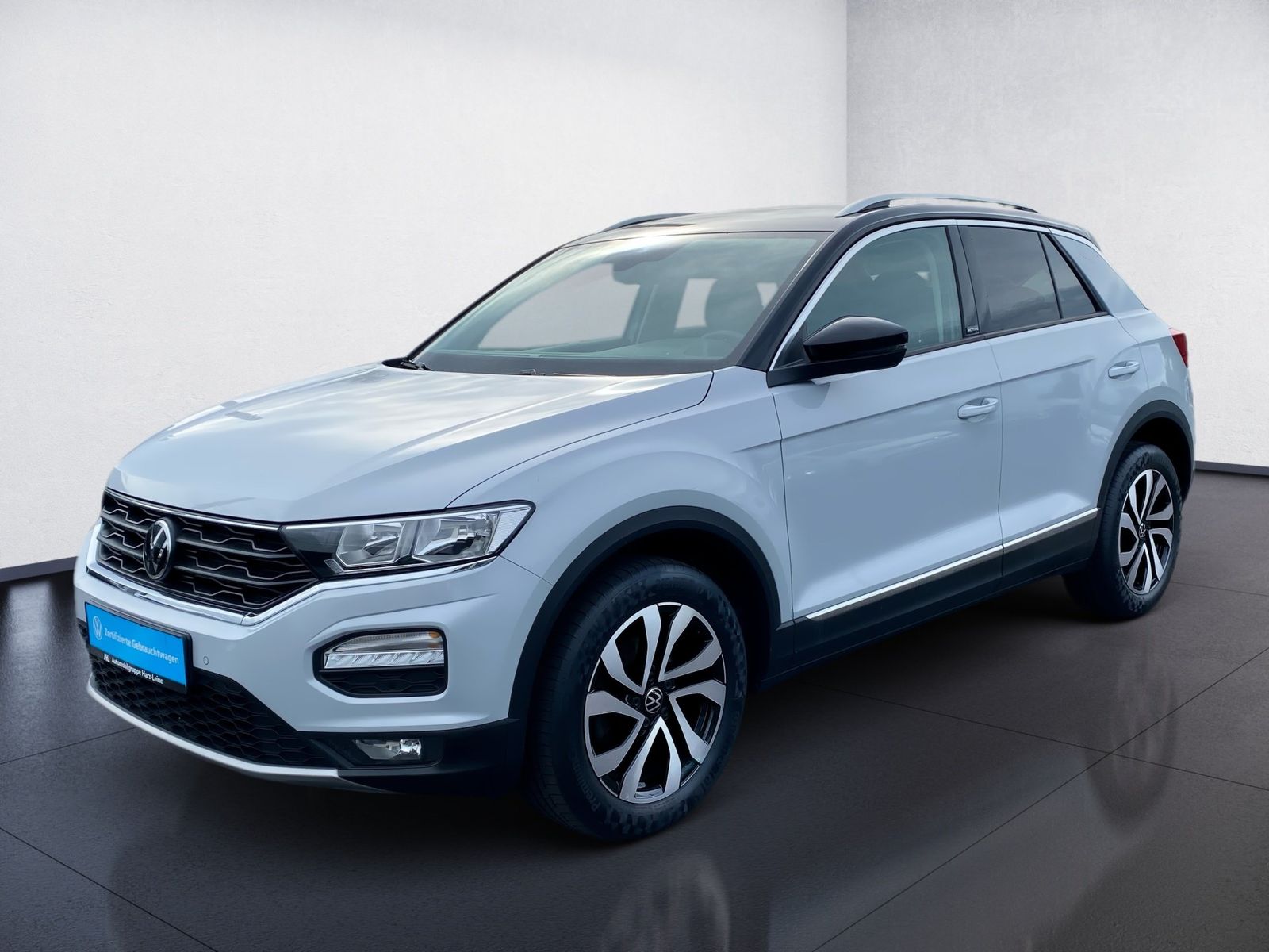 Volkswagen T-Roc 1.5 TSI Active Navi ACC PDC SHZ 2xKlima LM foto 2