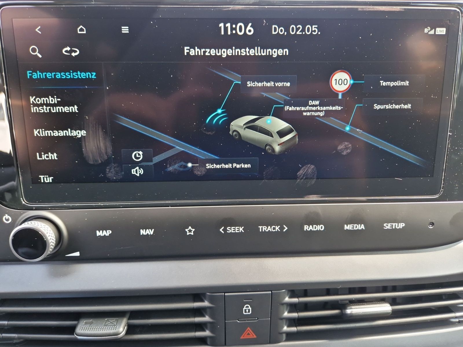 Fahrzeugabbildung Hyundai BAYON 1.0 T-Gdi 48V iMT Trend LED Navi