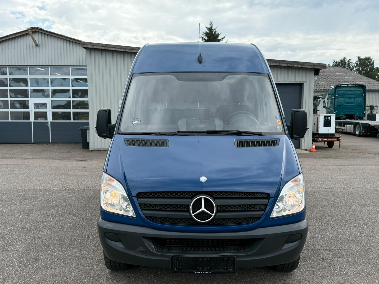 Mercedes-Benz Sprinter 319 CDI  3665  AHK 3,5 T  Klima STHZ