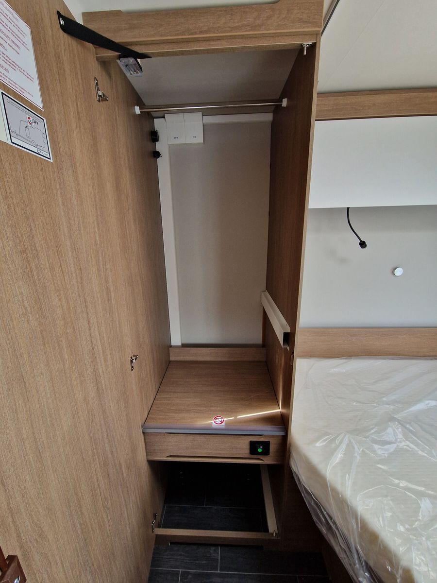 Fahrzeugabbildung Tabbert Senara 400 QD 2.3 Ambiente, DuoControl, 1.500kg