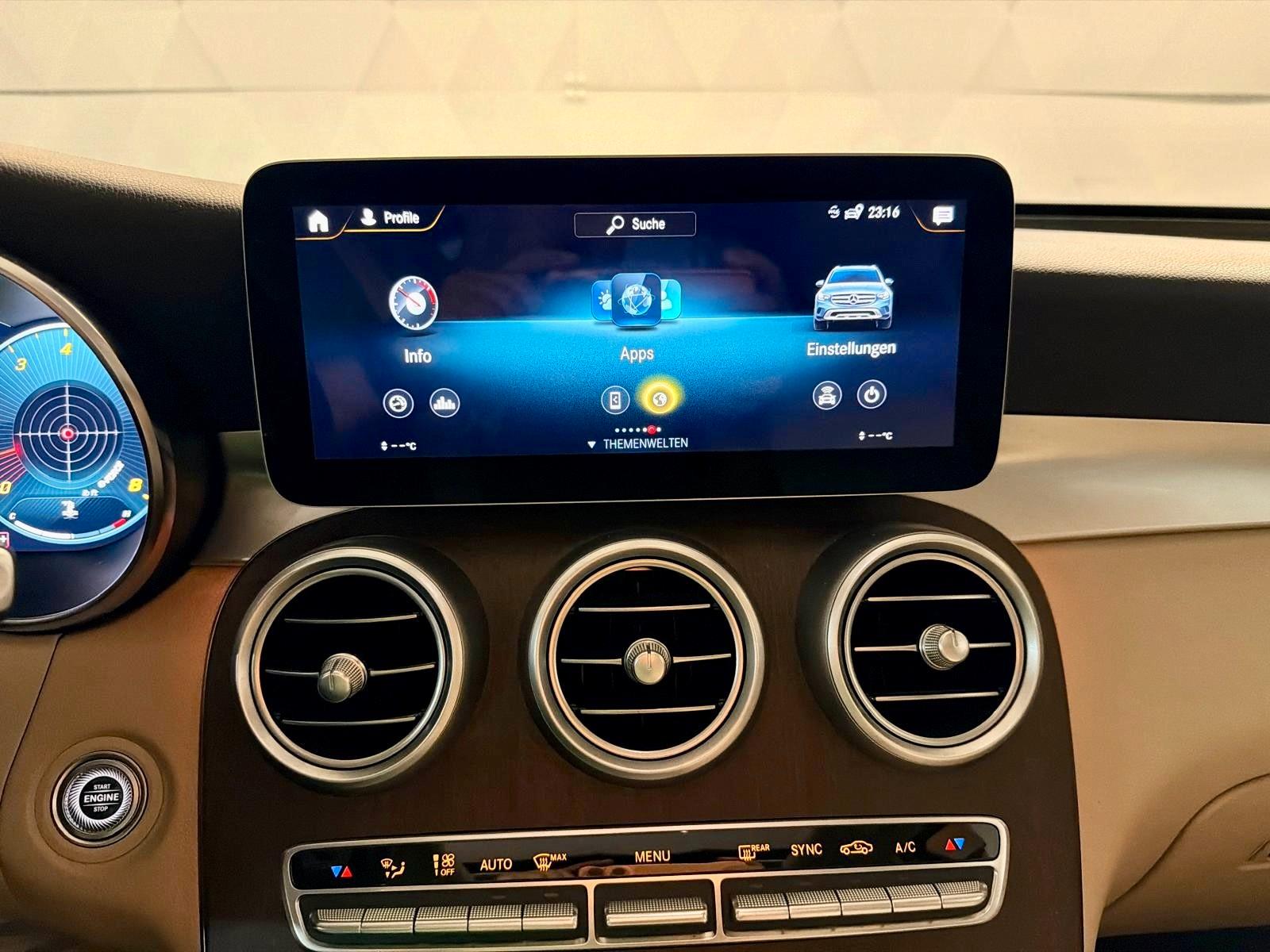 Mercedes-Benz GLC 300*4Matic*Autom.*Leder*Pano*Burmester*LED*