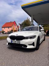 BMW 330i Advantage Automatic Advantage - BMW 330 von privat