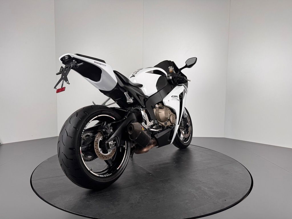 Fahrzeugabbildung Honda CBR 1000 RR FIREBLADE *TOP-ZUSTAND *SERVICE NEU
