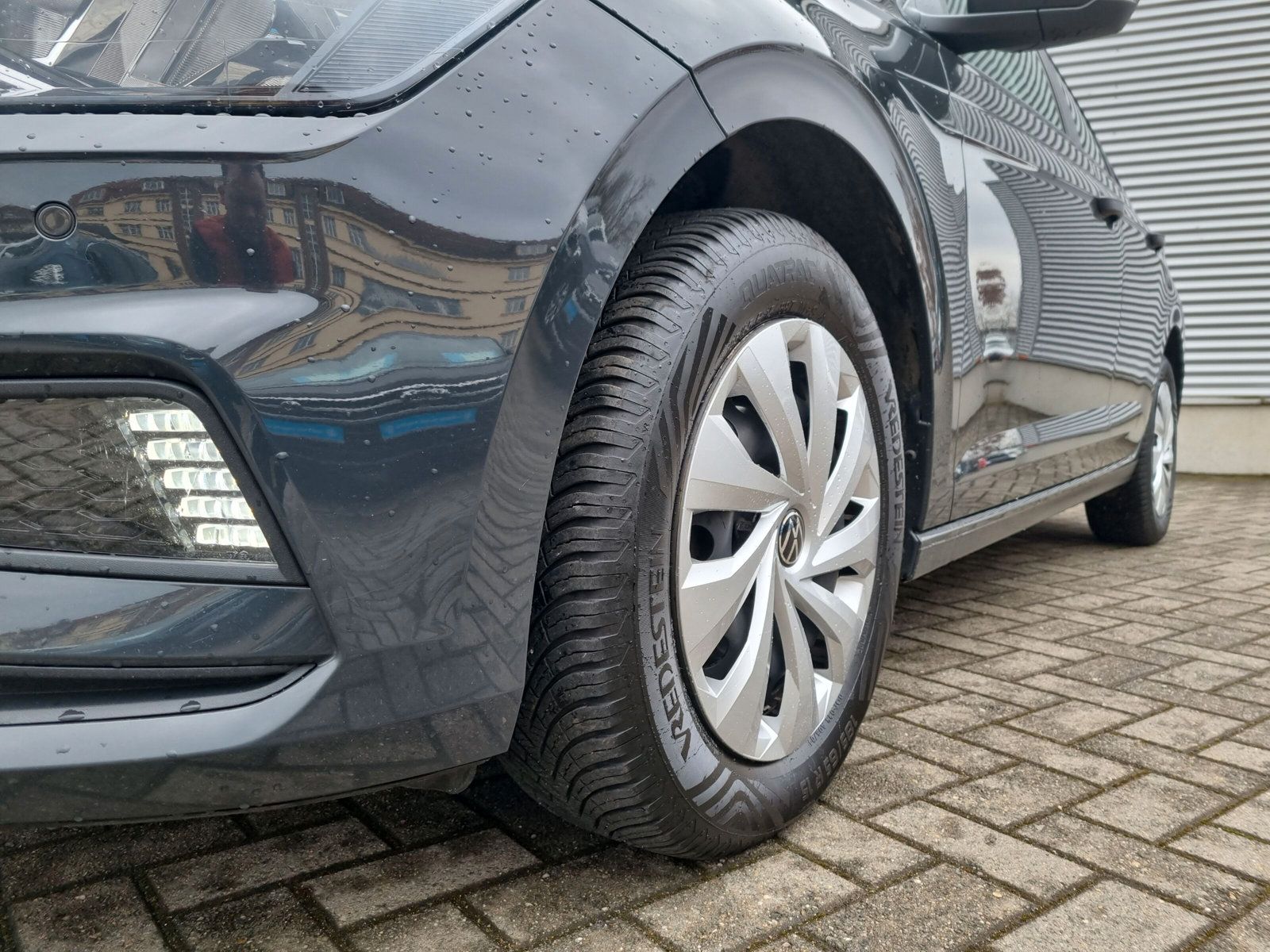 Fahrzeugabbildung Volkswagen Polo 1.0 Trendline PDC SHZ DAB+ KLIMA