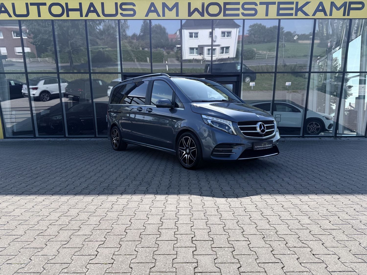 Mercedes-Benz V 250 *AVANTGARDE*AMG*EDITION*AHK*360°*BURMESTER