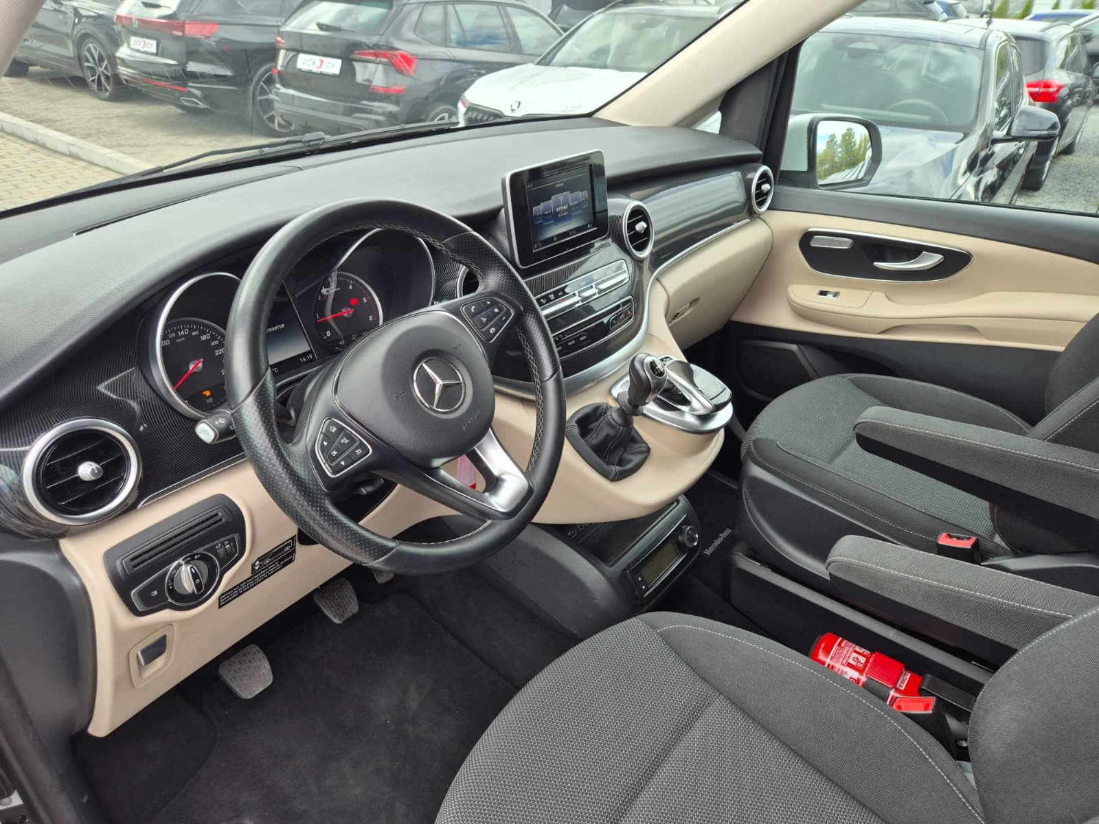 Fahrzeugabbildung Mercedes-Benz V 200 MARCO POLO Ahk*Navi*Küche*StanH.*Solar