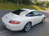 Porsche 996 Carrera Coupé weiß-metallic  - Porsche aus 2000