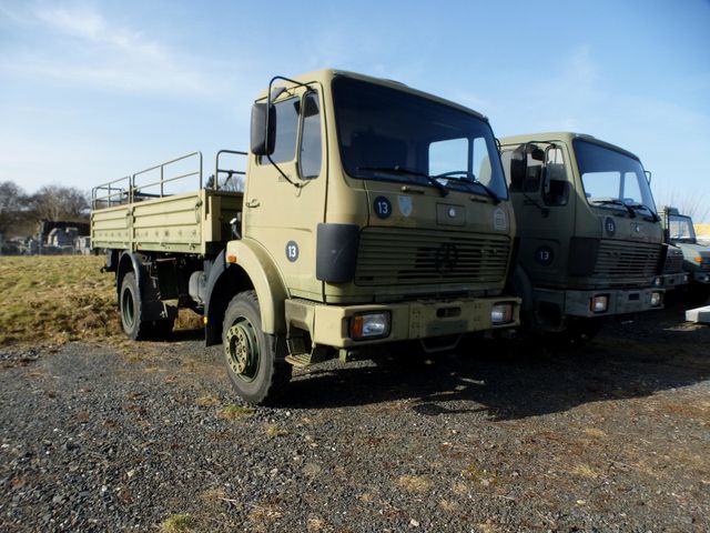 Mercedes-Benz 1017 A 4x4 Allrad Pritsche