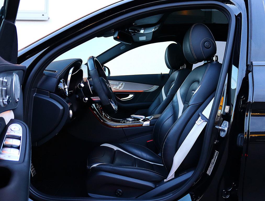 Mercedes-Benz C 63 AMG