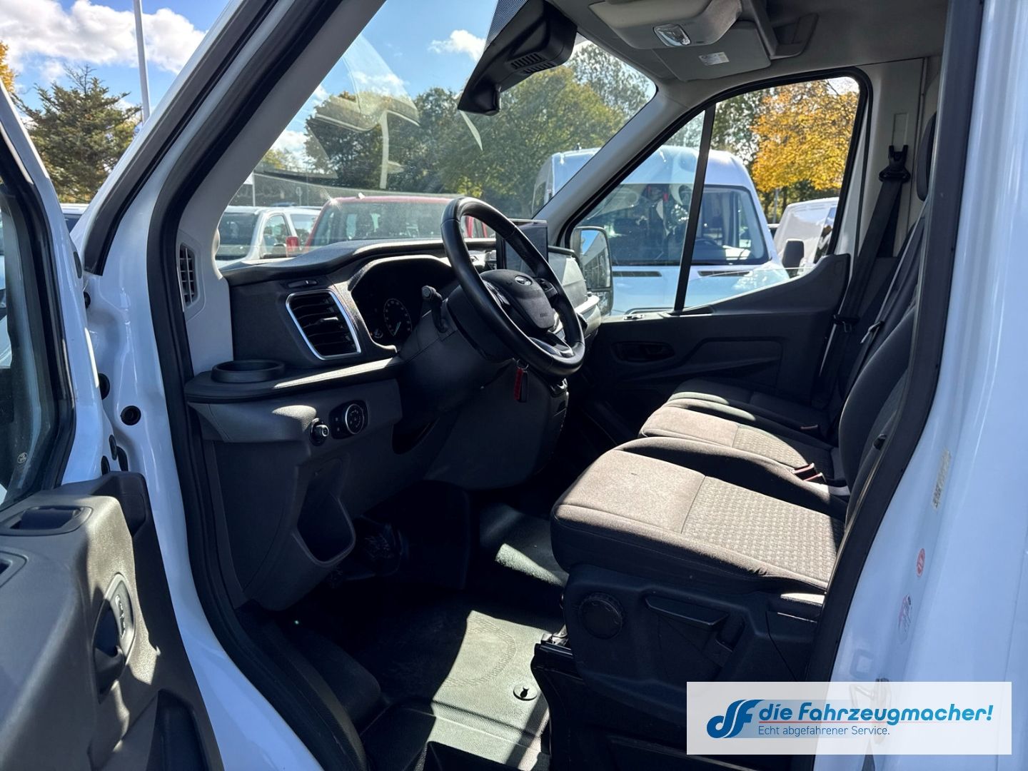 Fahrzeugabbildung Ford Transit Kasten 350 L2 Trend Klimaautom DAB Totwi