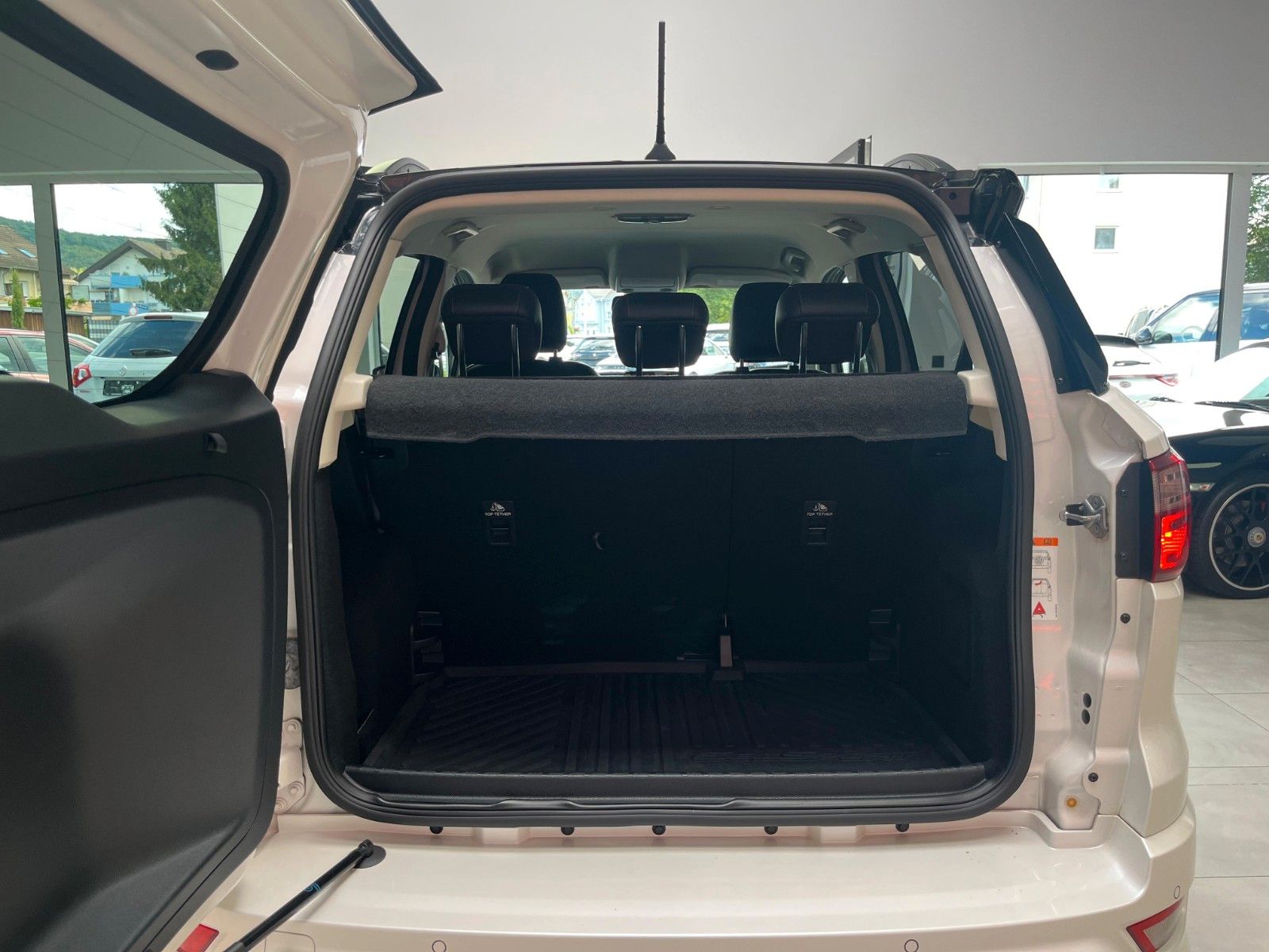 Fahrzeugabbildung Ford EcoSport 1.0Ecoboost ST-Line*B&O*Winter*Navi*APP