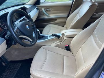 BMW 320 - 9